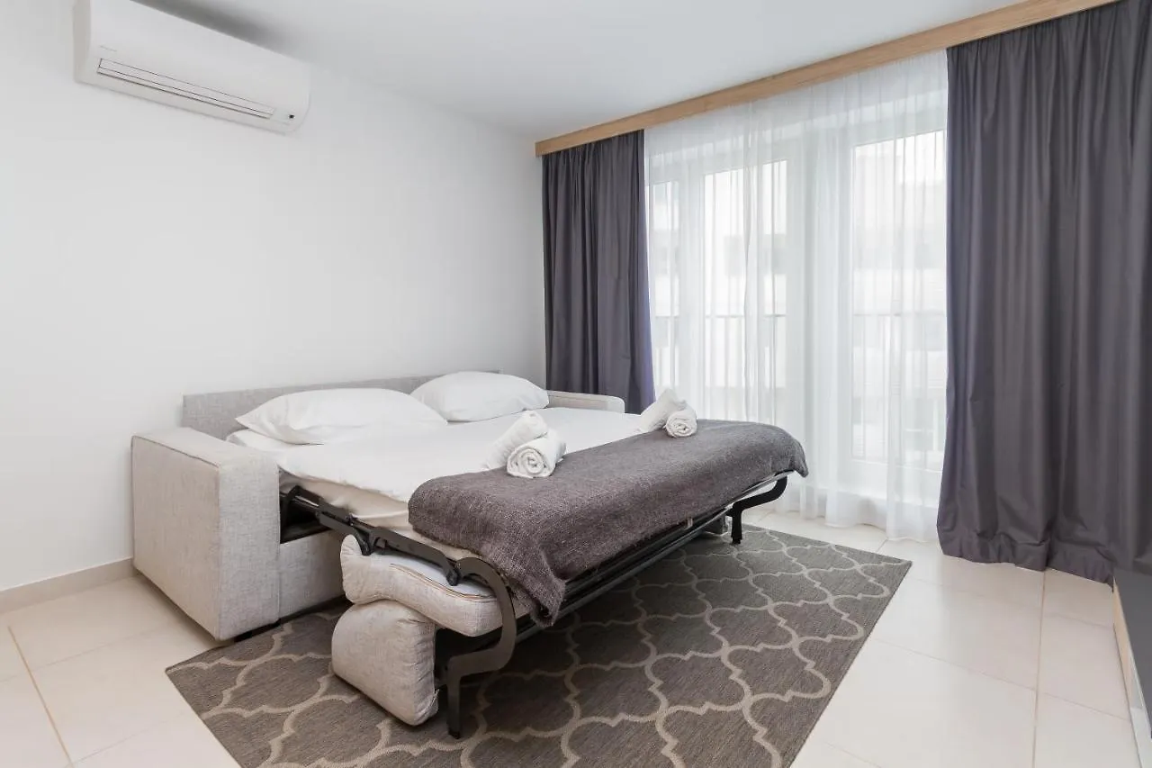 Garden Palace Apartment Sofia Umag 0*,
