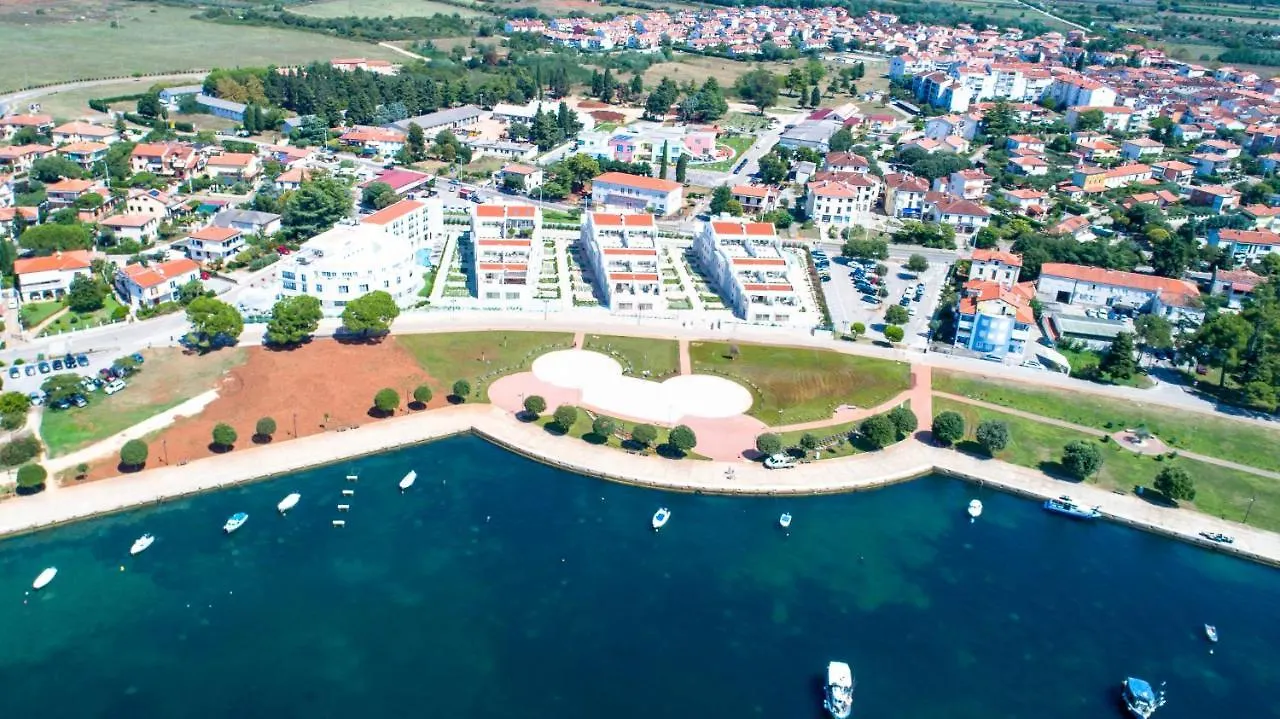 Garden Palace Apartment Sofia Umag 0*,  Croatia